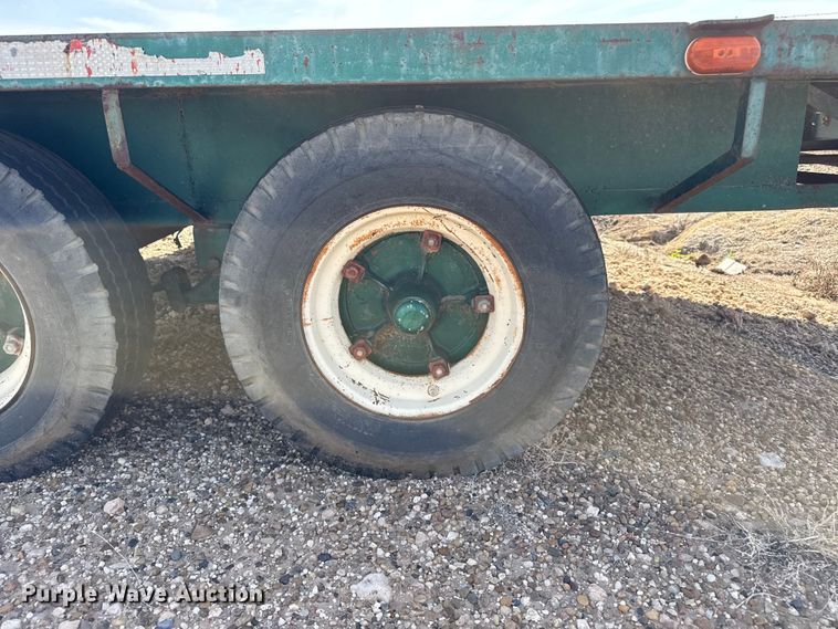 image for item EW4127 1998 Shop built utility trailer