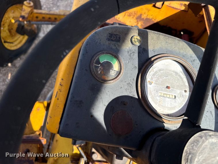 image for item EW4128 John Deere 301A tractor