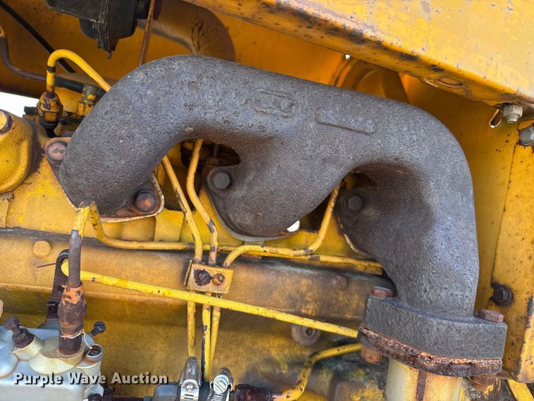 image for item EW4128 John Deere 301A tractor