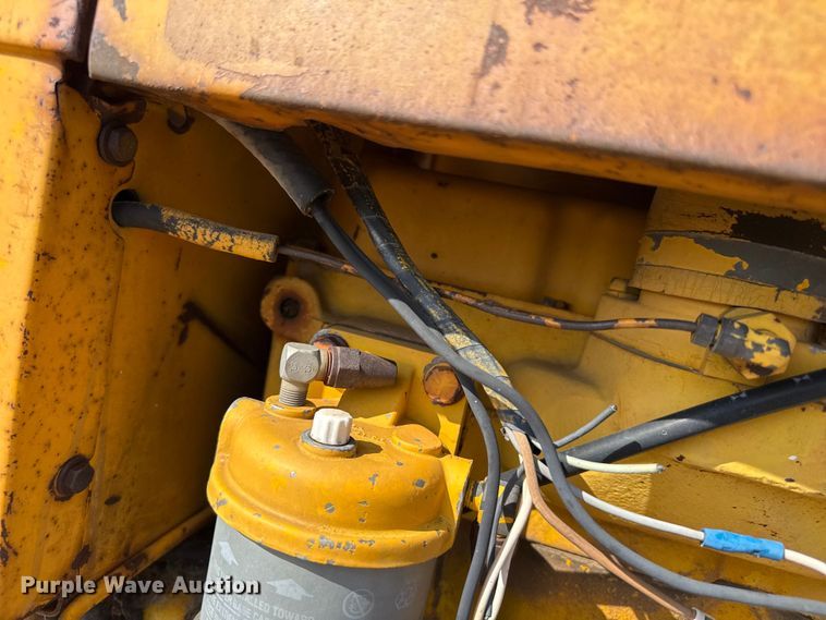 image for item EW4128 John Deere 301A tractor