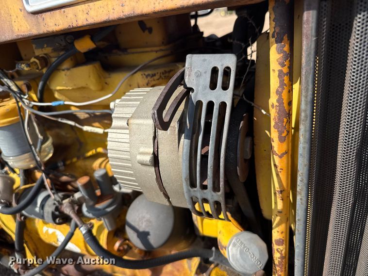 image for item EW4128 John Deere 301A tractor