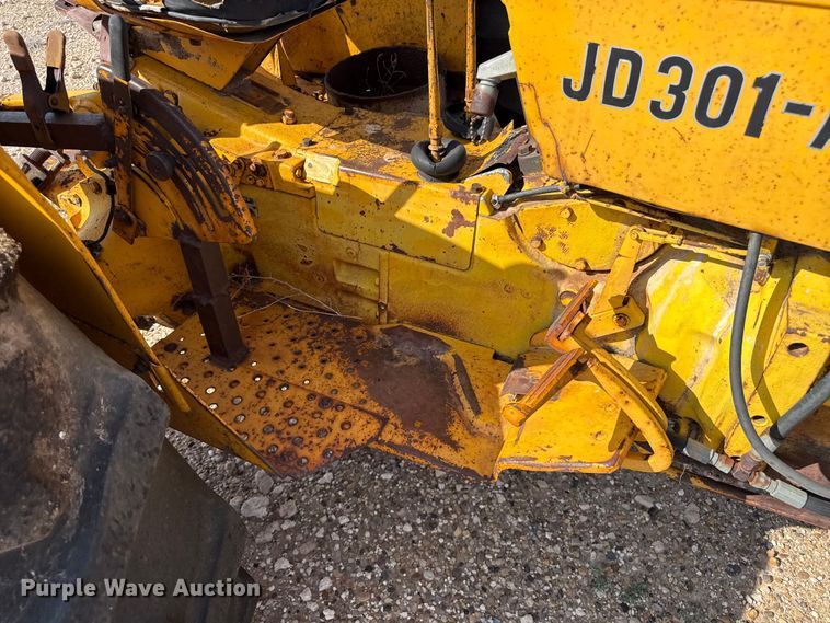 image for item EW4128 John Deere 301A tractor