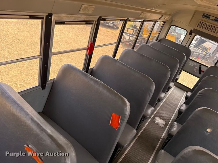 image for item EW4134 2014 IC PB10500 school bus