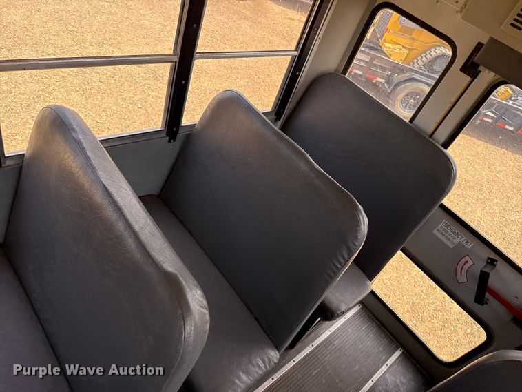 image for item EW4134 2014 IC PB10500 school bus