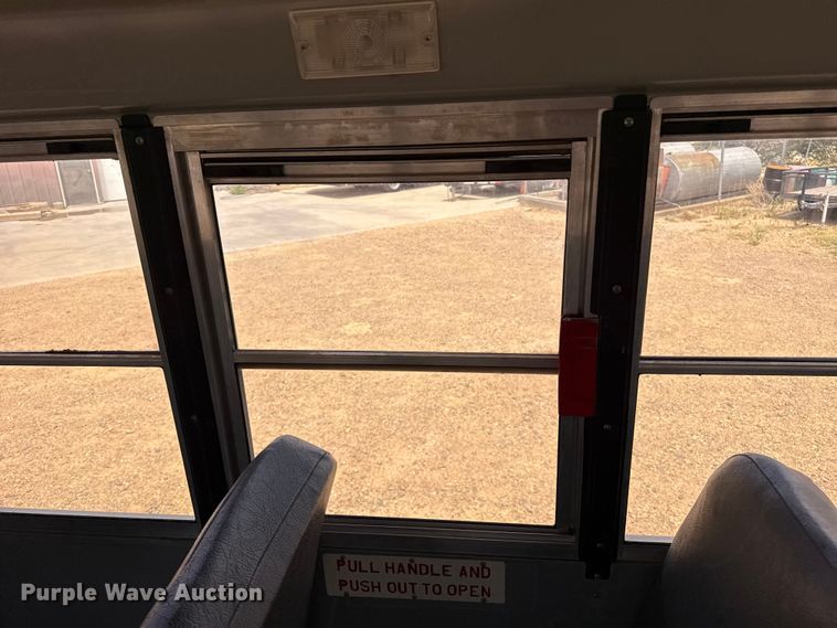 image for item EW4134 2014 IC PB10500 school bus