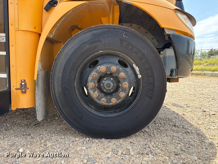 image for item EW4134 2014 IC PB10500 school bus