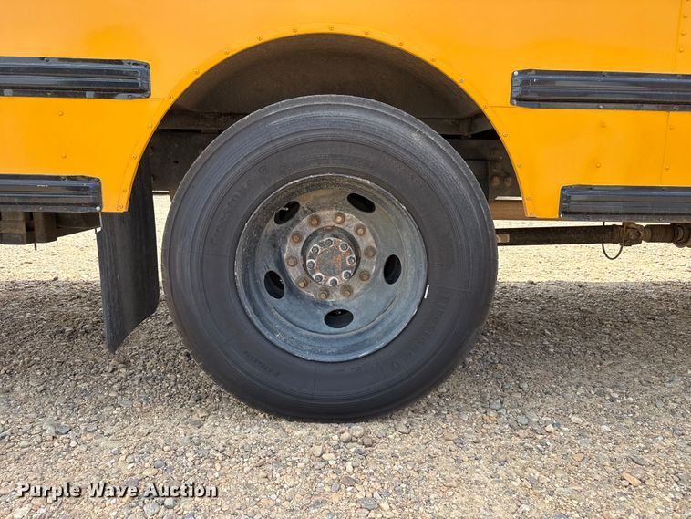 image for item EW4134 2014 IC PB10500 school bus