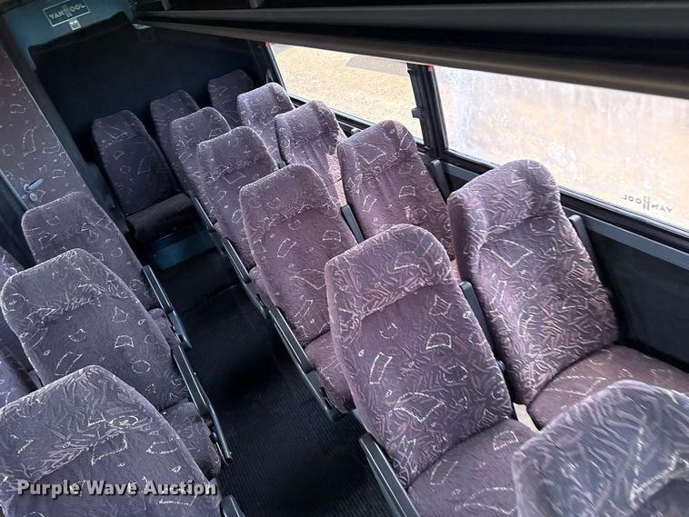 image for item EW4135 2000 Van Hool Tourist Coach coach bus