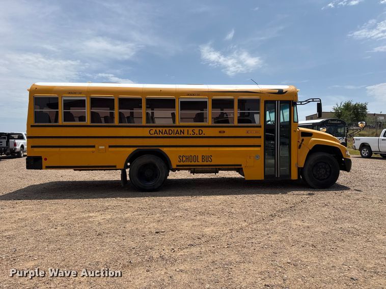 image for item EW4136 2017 BlueBird Vision school bus