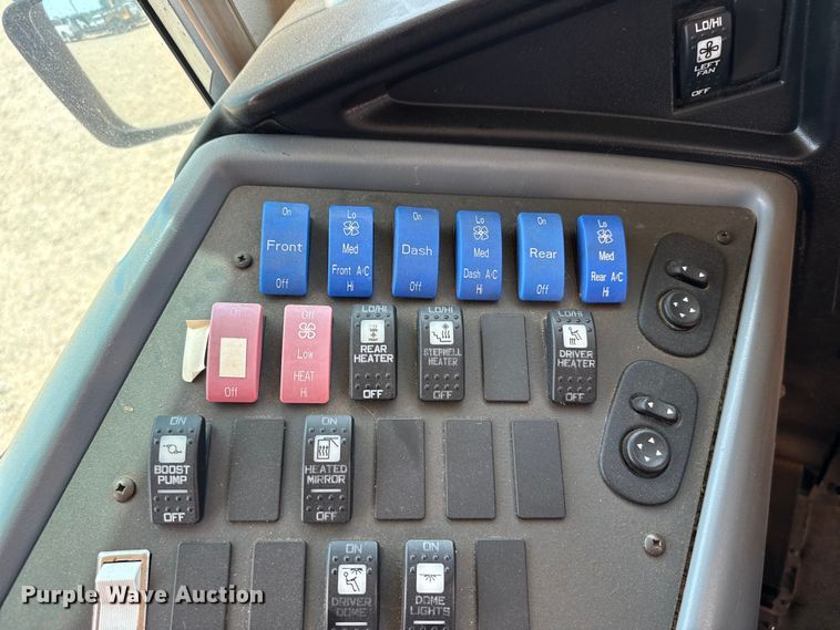image for item EW4138 2012 IC PB10500 school bus