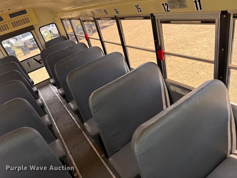 image for item EW4138 2012 IC PB10500 school bus