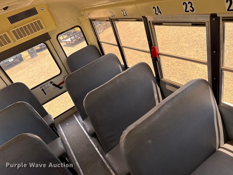 image for item EW4138 2012 IC PB10500 school bus