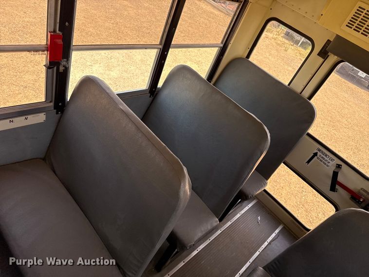 image for item EW4138 2012 IC PB10500 school bus