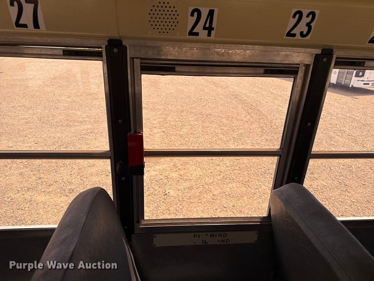 image for item EW4138 2012 IC PB10500 school bus
