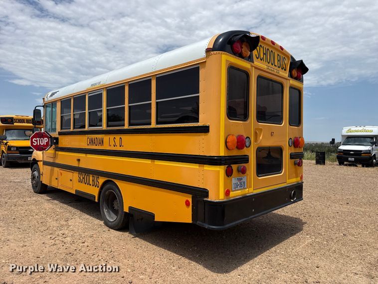 image for item EW4139 2014 IC PB40500 school bus