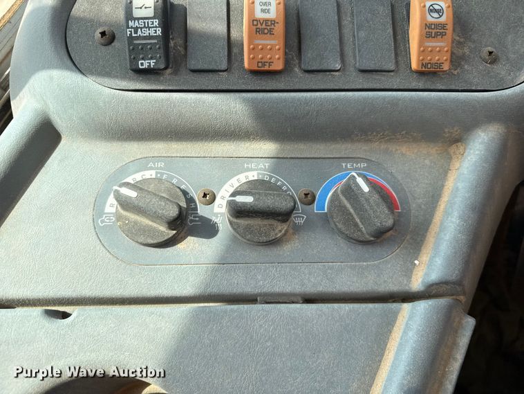 image for item EW4139 2014 IC PB40500 school bus