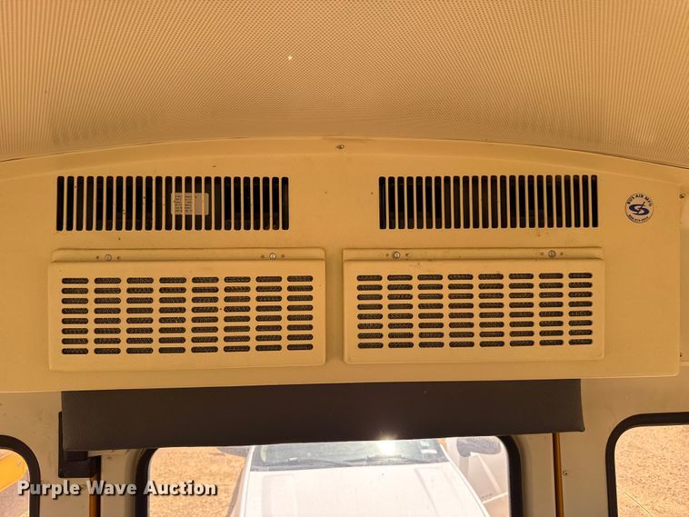 image for item EW4139 2014 IC PB40500 school bus