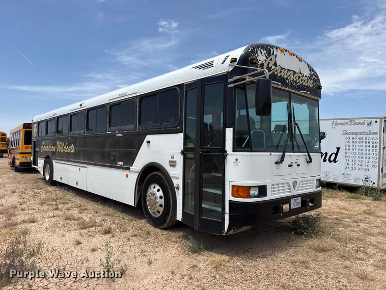 image for item EW4140 2014 IC PC30500 coach bus
