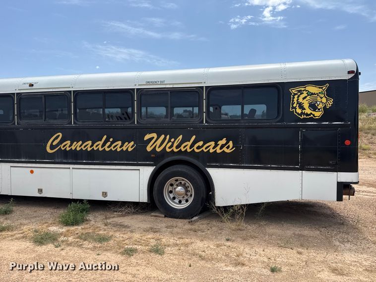 image for item EW4140 2014 IC PC30500 coach bus