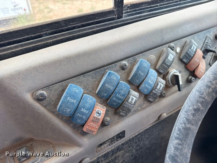 image for item EW4140 2014 IC PC30500 coach bus