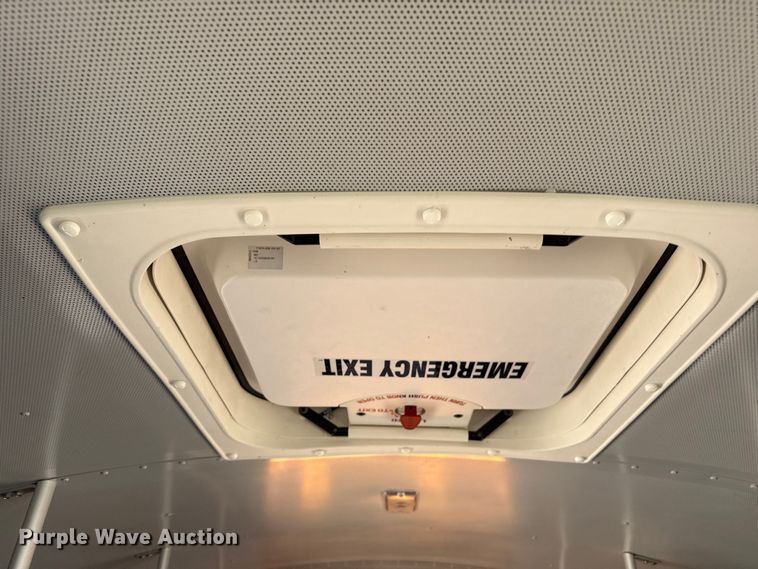 image for item EW4140 2014 IC PC30500 coach bus