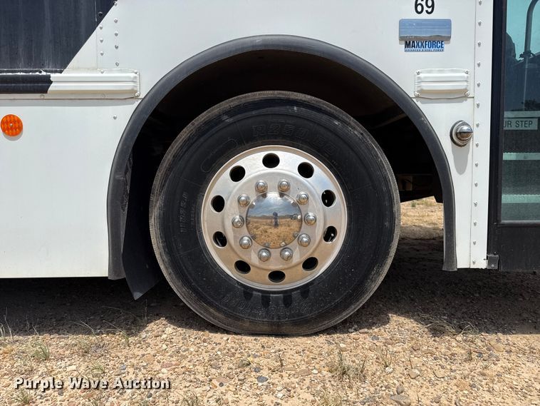 image for item EW4140 2014 IC PC30500 coach bus