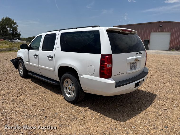 image for item EW4141 2008 Chevrolet Suburban SUV