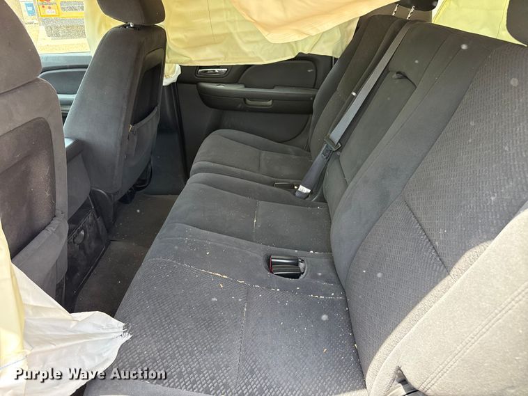 image for item EW4141 2008 Chevrolet Suburban SUV