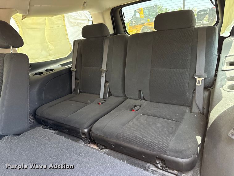 image for item EW4141 2008 Chevrolet Suburban SUV