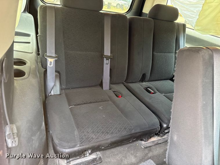 image for item EW4141 2008 Chevrolet Suburban SUV