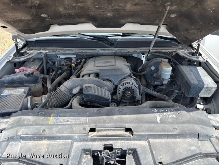 image for item EW4141 2008 Chevrolet Suburban SUV
