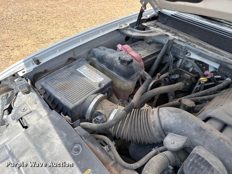 image for item EW4141 2008 Chevrolet Suburban SUV