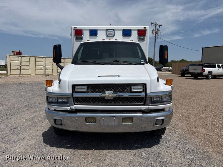 image for item EW4142 2007 Chevrolet C4500 ambulance