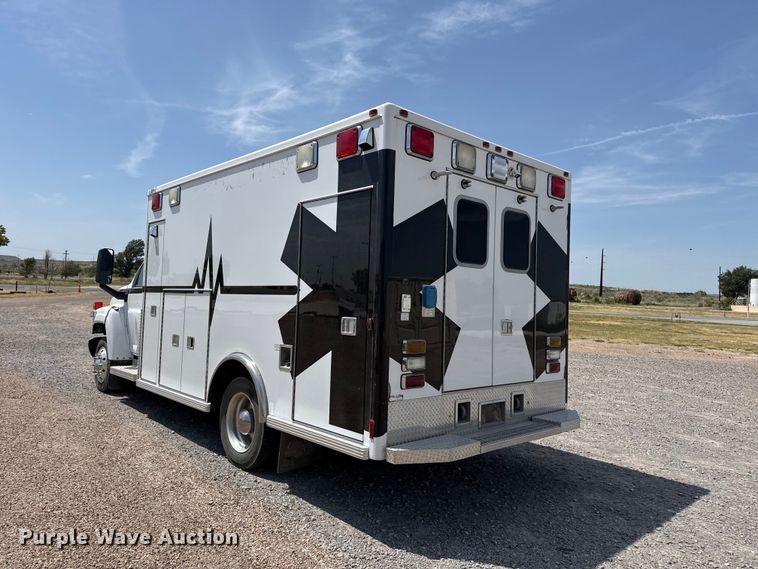 image for item EW4142 2007 Chevrolet C4500 ambulance