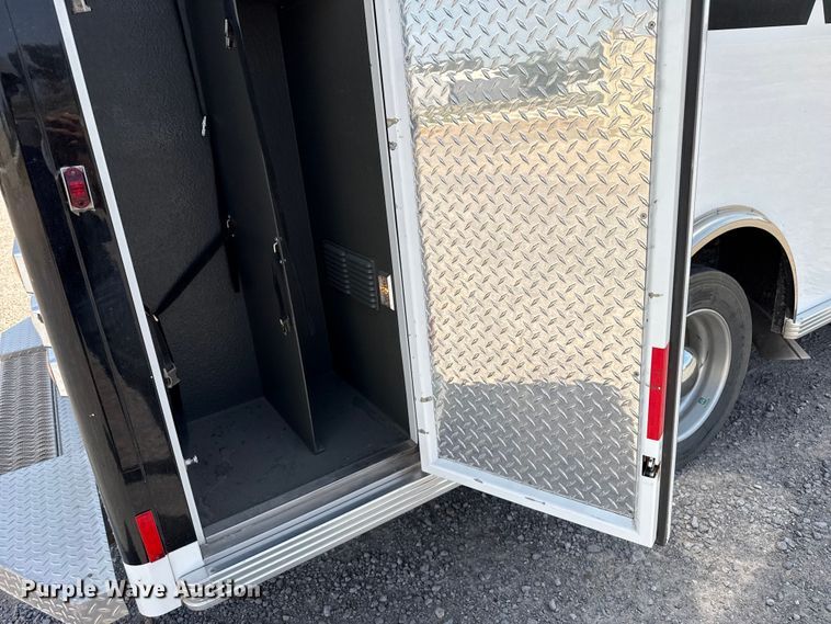 image for item EW4142 2007 Chevrolet C4500 ambulance