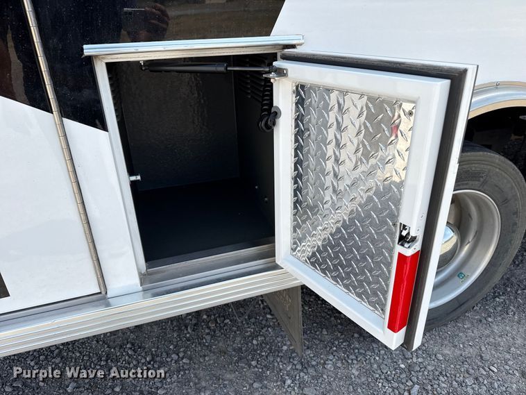 image for item EW4142 2007 Chevrolet C4500 ambulance