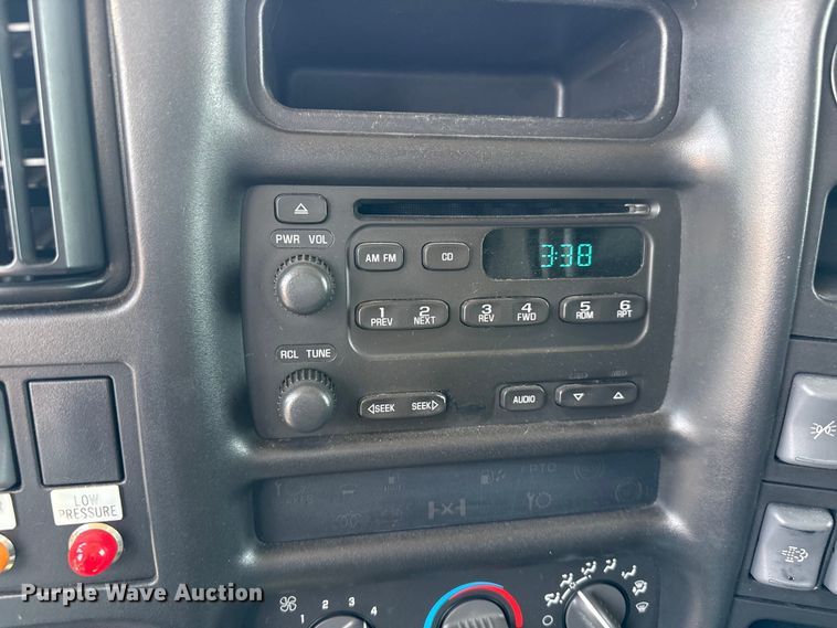 image for item EW4142 2007 Chevrolet C4500 ambulance