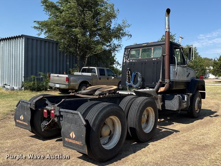 image for item EW4157 1987 International F-2575 semi truck