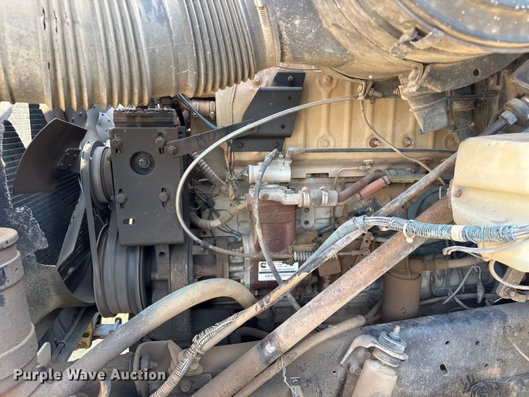 image for item EW4157 1987 International F-2575 semi truck