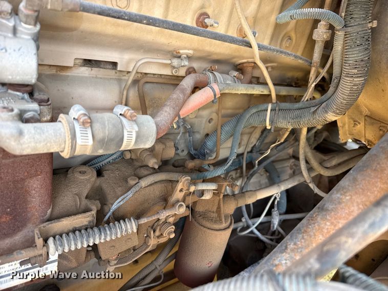 image for item EW4157 1987 International F-2575 semi truck