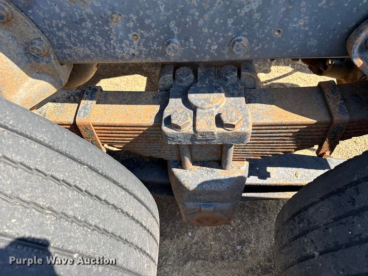 image for item EW4157 1987 International F-2575 semi truck
