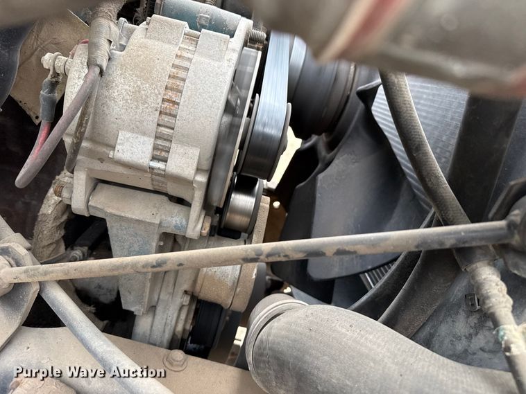 image for item EW4170 2004 International 7400 dump truck