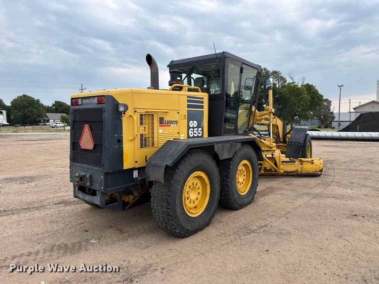 image for item EW4172 2006 Komatsu GD655 motor grader