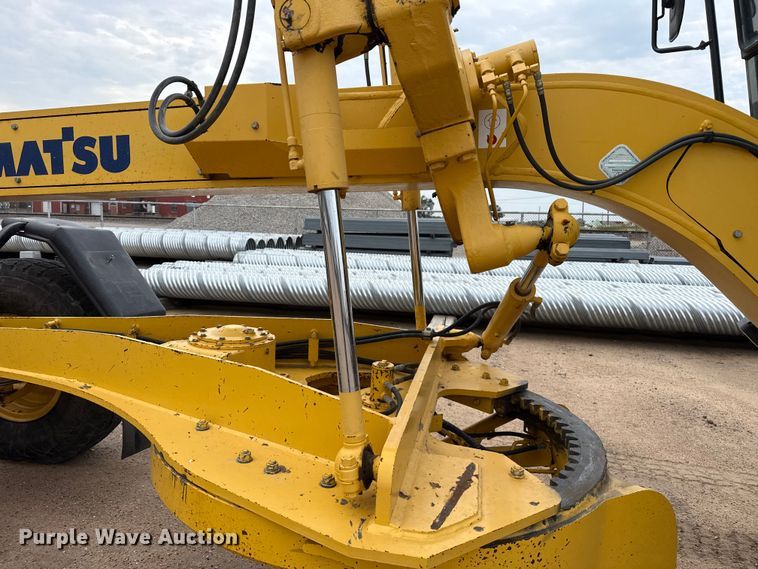 image for item EW4172 2006 Komatsu GD655 motor grader