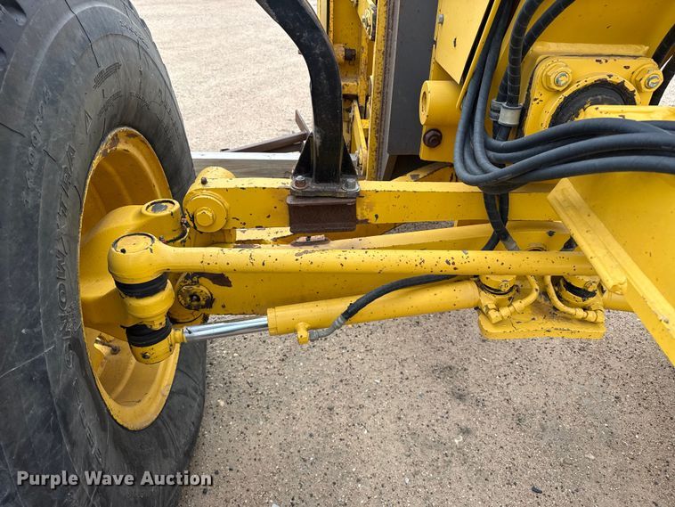 image for item EW4172 2006 Komatsu GD655 motor grader