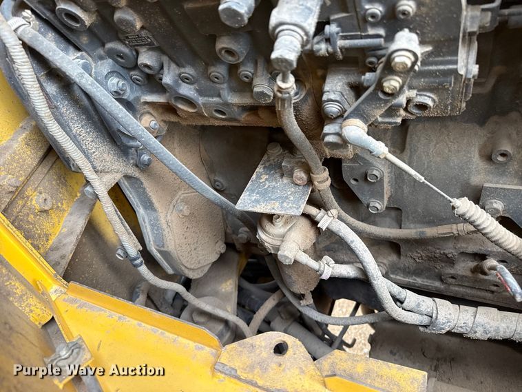 image for item EW4172 2006 Komatsu GD655 motor grader