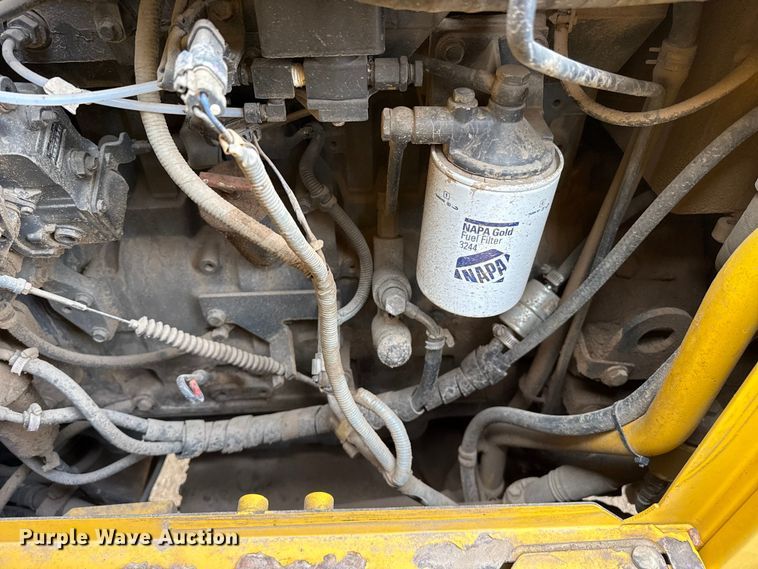 image for item EW4172 2006 Komatsu GD655 motor grader