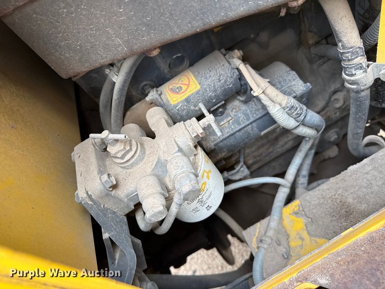 image for item EW4172 2006 Komatsu GD655 motor grader