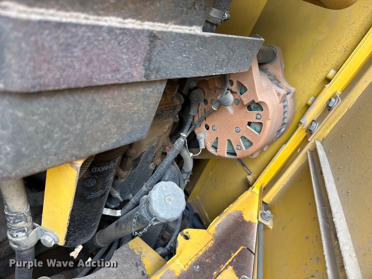 image for item EW4172 2006 Komatsu GD655 motor grader