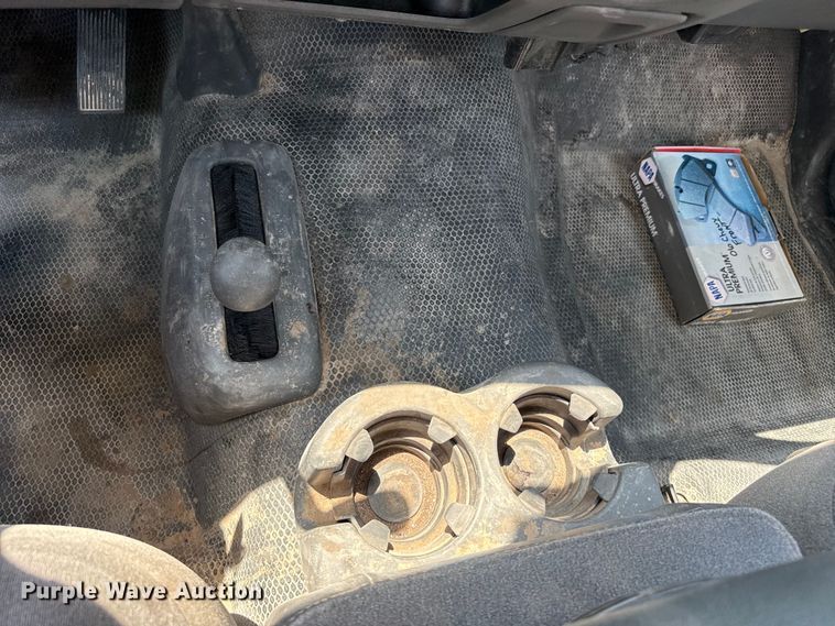 image for item EW4182 2006 Chevrolet Silverado 2500HD pickup truck
